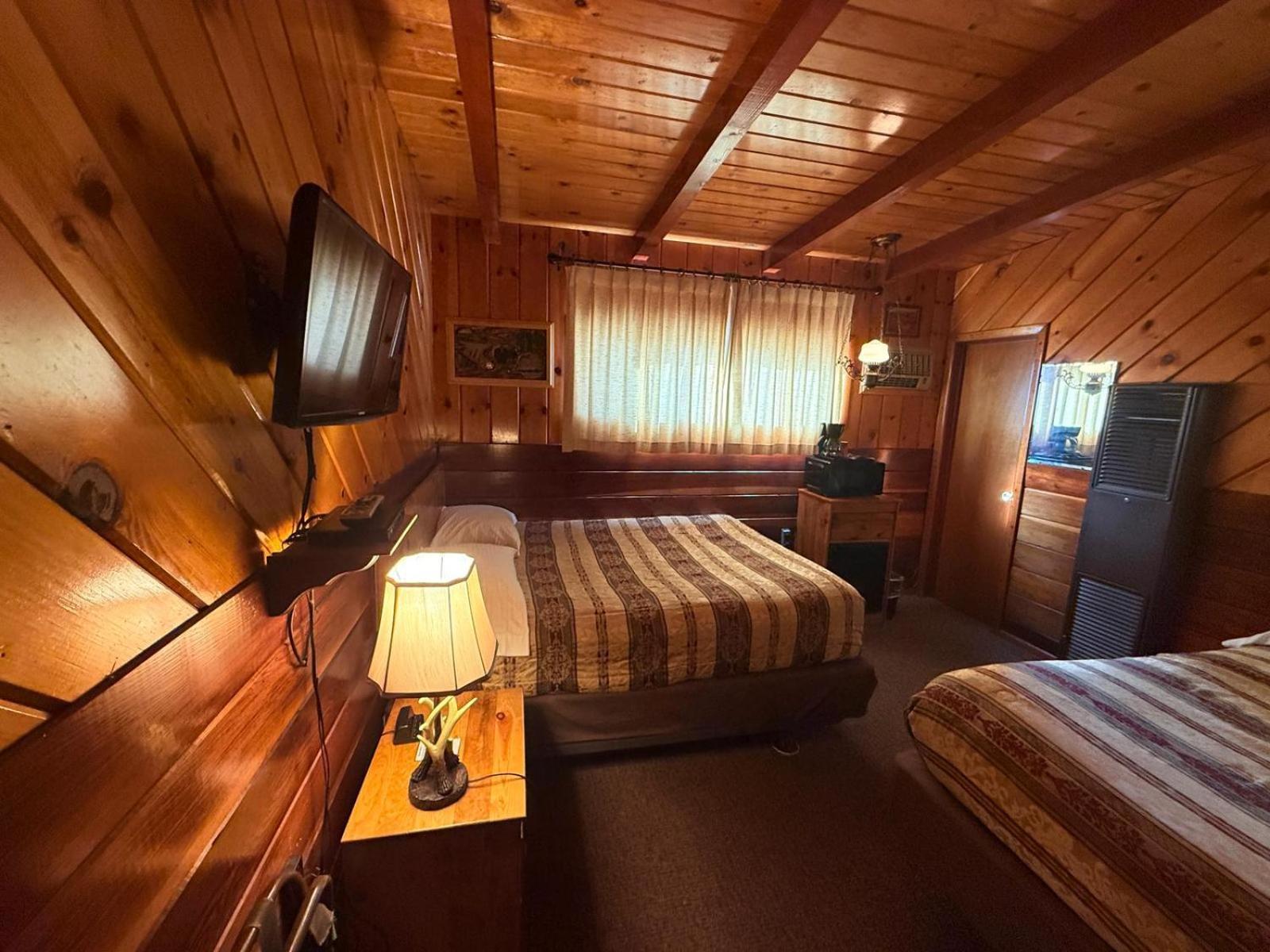 Toiyabe Motel Walker エクステリア 写真